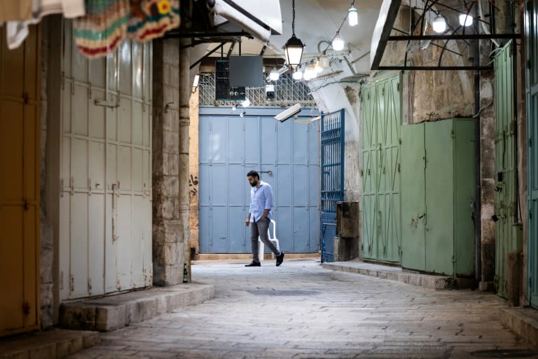 The normally teeming streets of Jerusalem's Old City have been emptied by the war in Gaza. (FADEL SENNA)