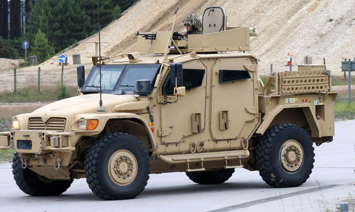 ???????????
/p
pHUSKY Tactical Support Vehicle (International MXT-MV). ???? ? ????????? ??????