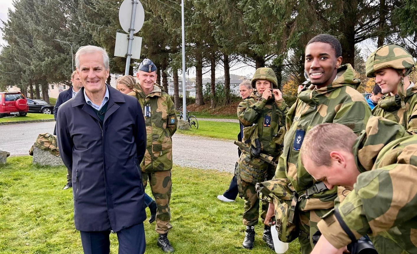 Jonas Har Stere with Norwegian cadets.
/p
pOctober 2024, Norway. Photo from the politician's Facebook page