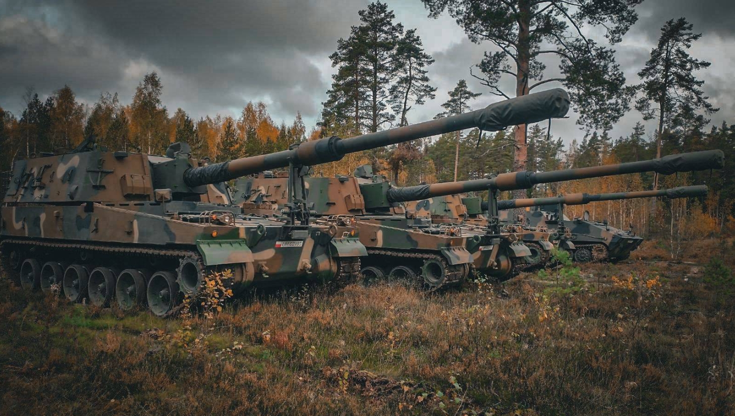 The Polish self-propelled artillery system K9A1 Thunder during the AKKTULI-24 exercise.
/p
pOctober 2024, Estonia. Photo: Polish General Staff