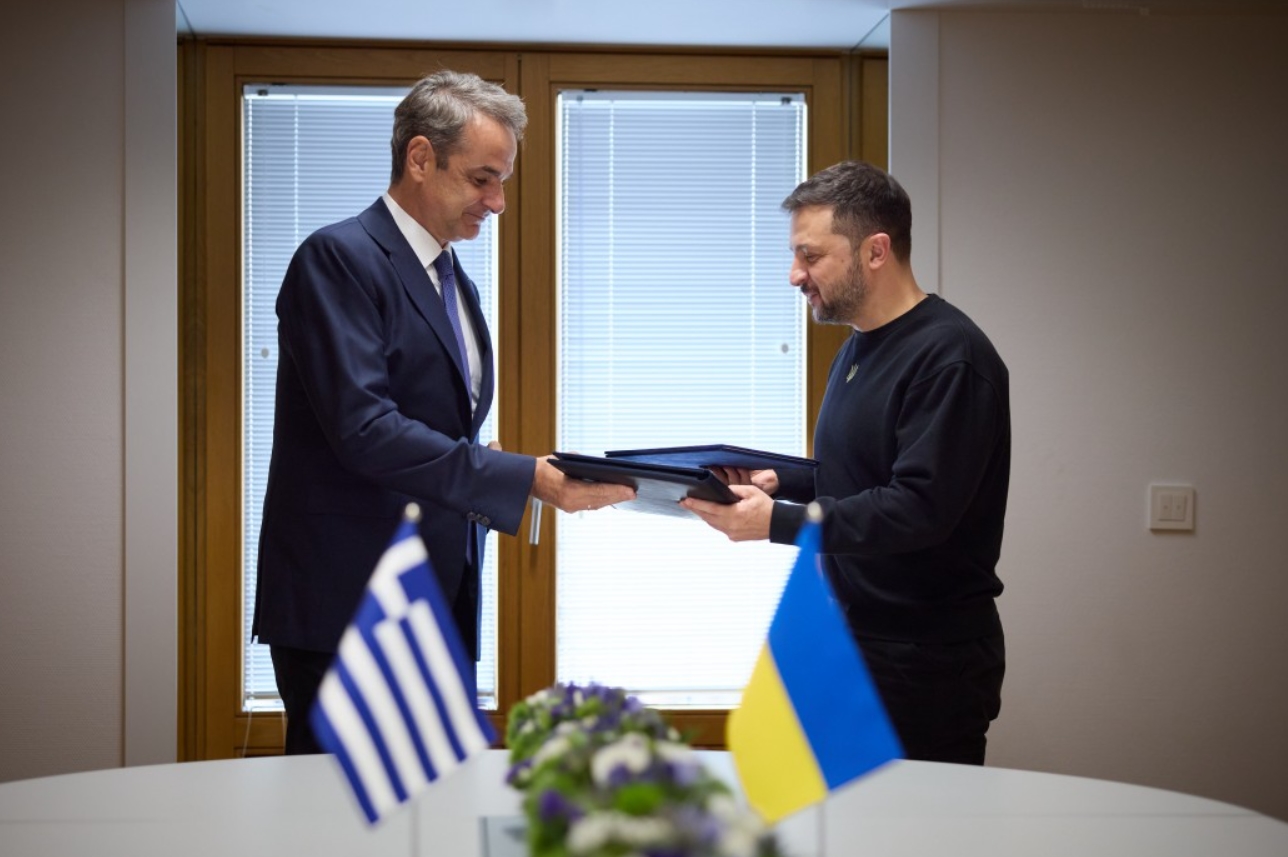 President of Ukraine Volodymyr Zelenskyi and Prime Minister of the Hellenic Republic Kyriakos Mitsotakis. October 2024, Belgium. Photo: Office of the President of Ukraine