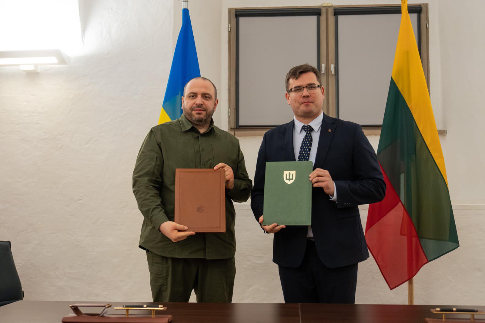 The ceremony of signing a memorandum on Lithuania's financing of DeepStrike weapons for Ukraine. November 2024. Ukraine.
/p
pPhoto credits: Ministry of Defense of Ukraine