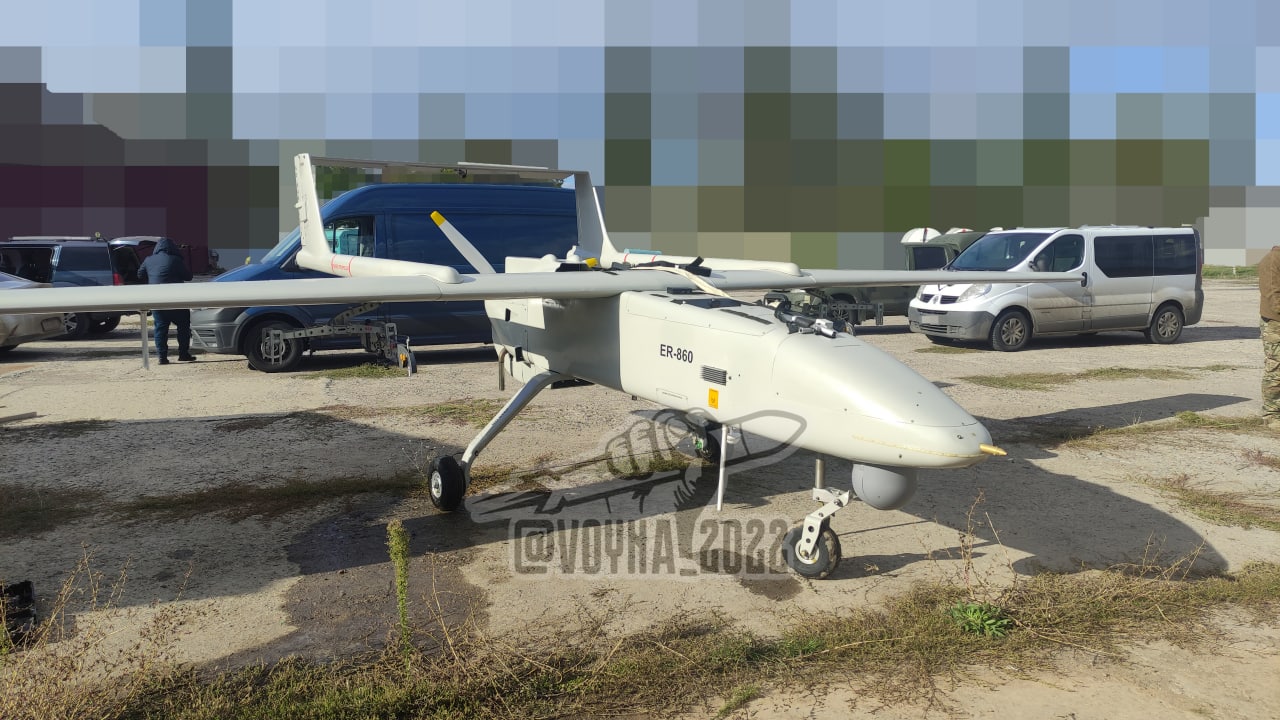 The Iranian Mohajer-6 drone captured by Ukrainian forces. October 2022. Ukraine.
/p
pPhoto from social networks