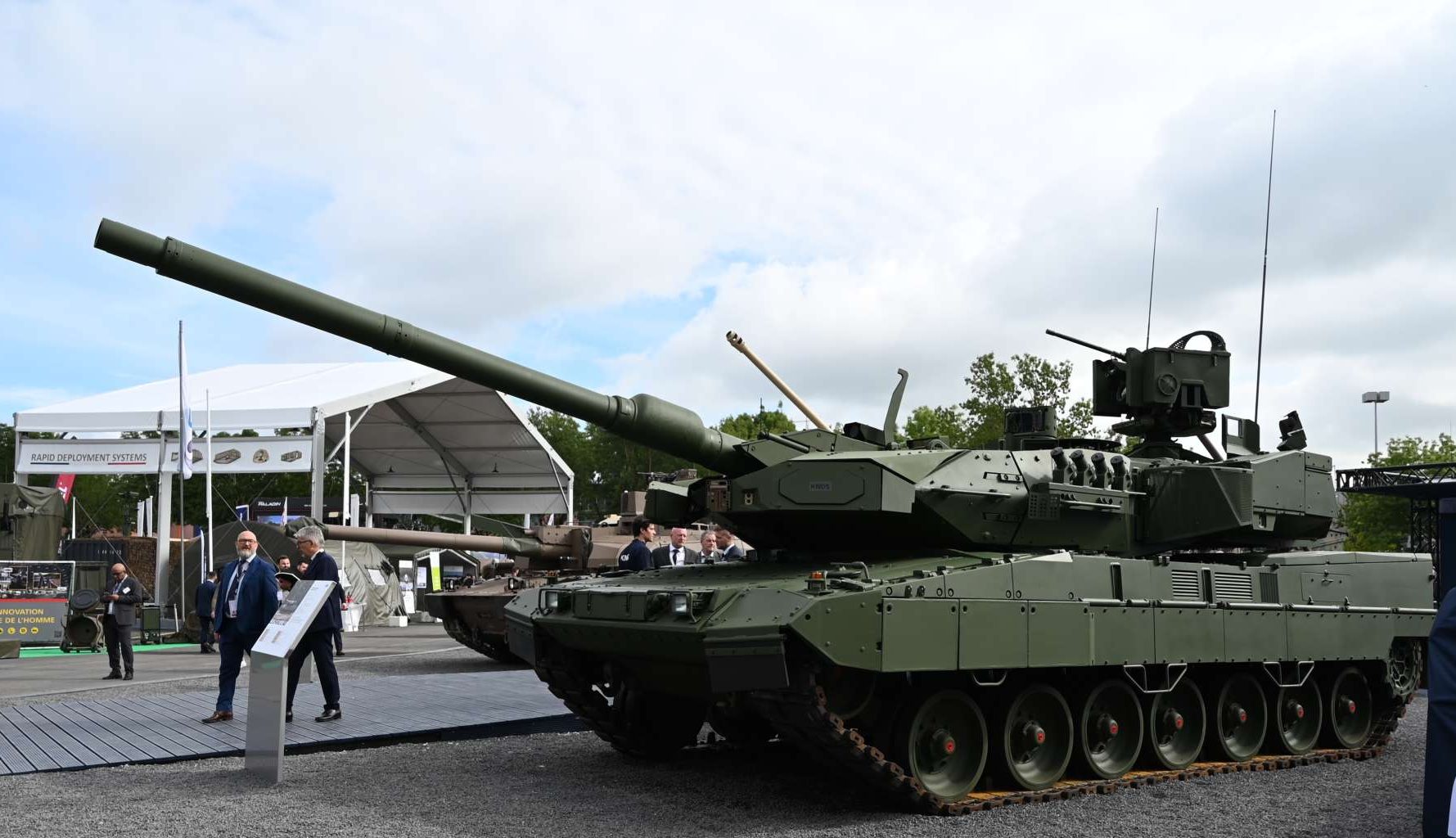 Leopard 2A8 ?? ????????
/p
pEurosatory, ?????, ???????
/p
p2024 ????.