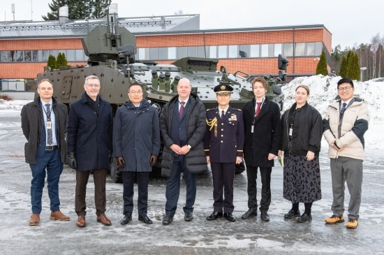 The first Patria-made AMV XP armored personnel carrier for the Japanese Ground Self-Defense Forces. Photo credits: Embassy of Japan in Finland